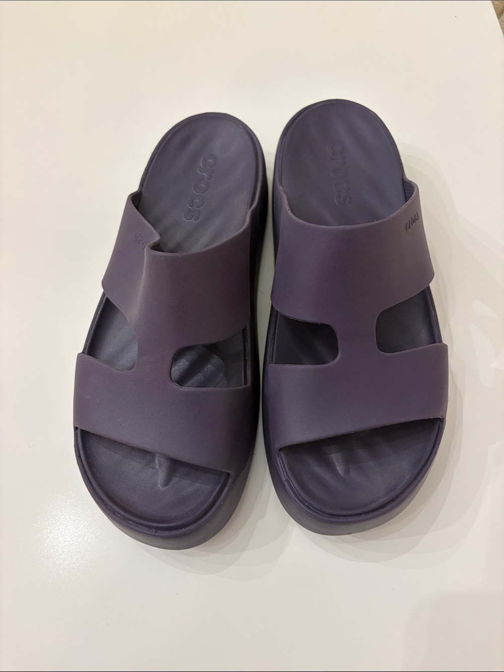 Crocs Women's Getaway Platform H-Strap Sandals in Dark Purple - Size W 10